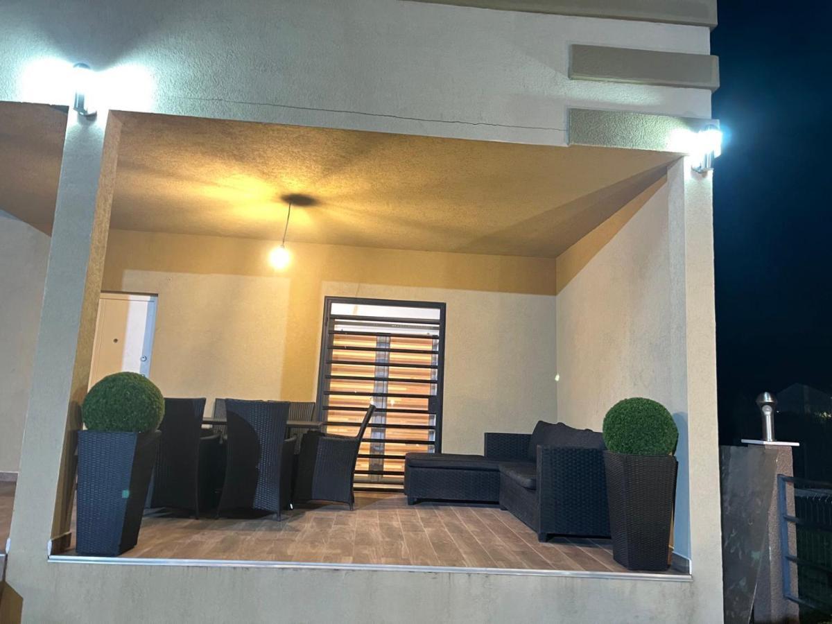 Villaversa Ulcinj Zewnętrze zdjęcie